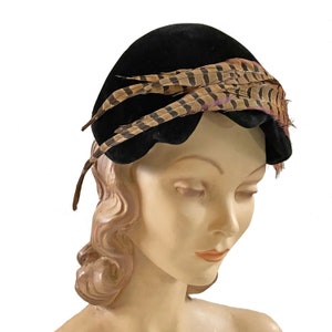 Vintage 1950s Feather Hat