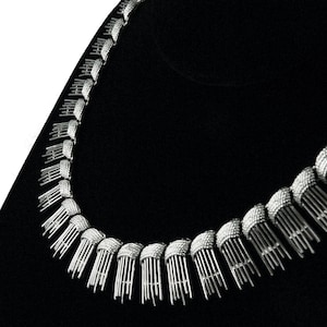 Vintage 1960s Sarah Coventry Necklace