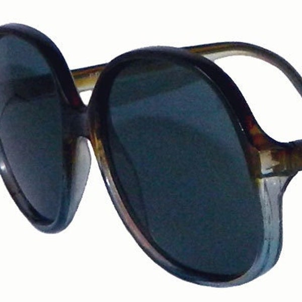 Vintage 1970s Fashion Sunglasses Never Worn