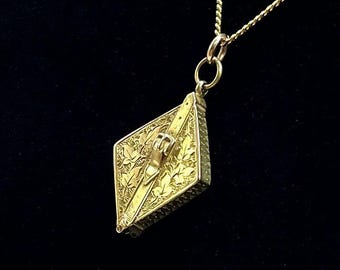 Antique 14K Gold Locket Pendant Necklace