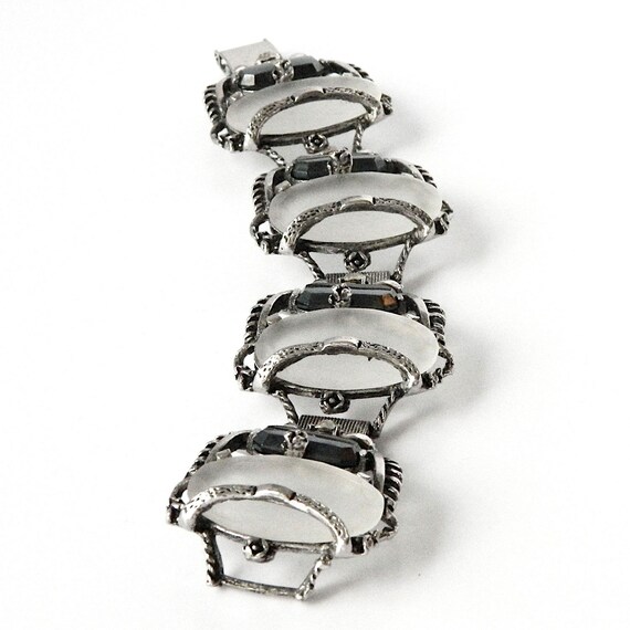 Vintage 1950s Frosted Glass Hematite Bracelet - image 8