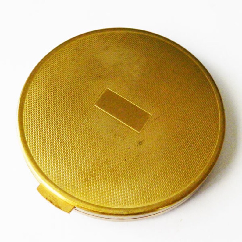 Vintage 1940/'s Enameled Compact with Flowers