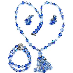 Vintage 3 Piece Beaded Necklace Bracelet and Earring Set