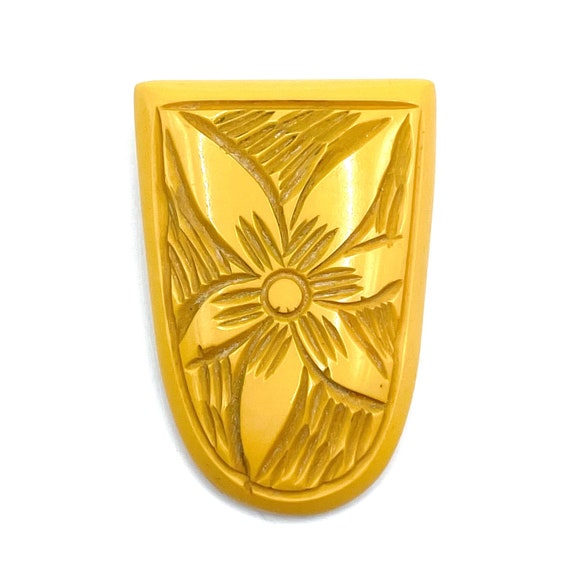 Vintage 1930s Bakelite Dress Clip Hawaiian Tiki S… - image 3