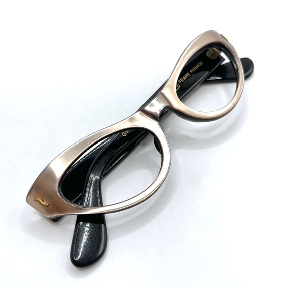 Vintage Cat Eye Eyeglass Frames Never Used - image 10