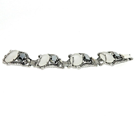 Vintage 1950s Frosted Glass Hematite Bracelet - image 10