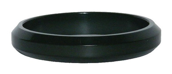 1920's Beveled Green Bakelite Bangle Bracelet