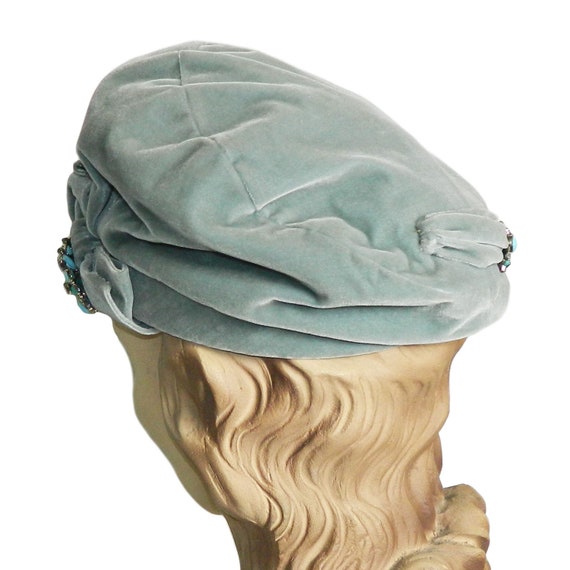 Vintage Celadon Blue Velvet Tam Hat - image 5