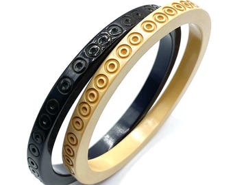 ヴィンテージ ベークライト バングル 〈NEW ARRIVAL〉 ・Vintage 1930's~40's black dot bakelite