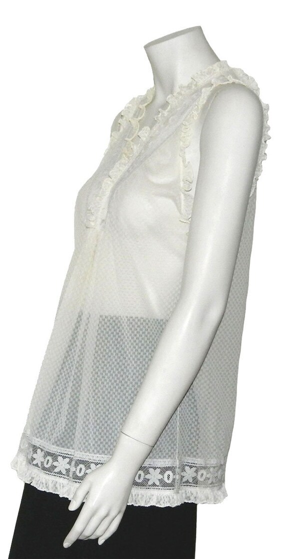 Vintage Sleeveless Blouse Trimmed in Lace - image 3