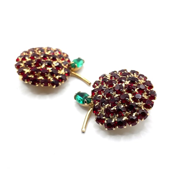 Vintage Red Apple Rhinestone Brooch and Earring S… - image 6