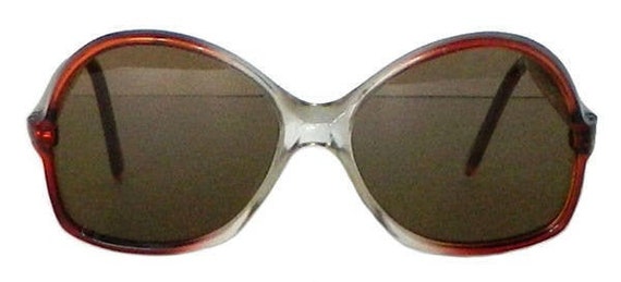 Vintage 1970s Fashion Sunglasses Never Worn - image 2