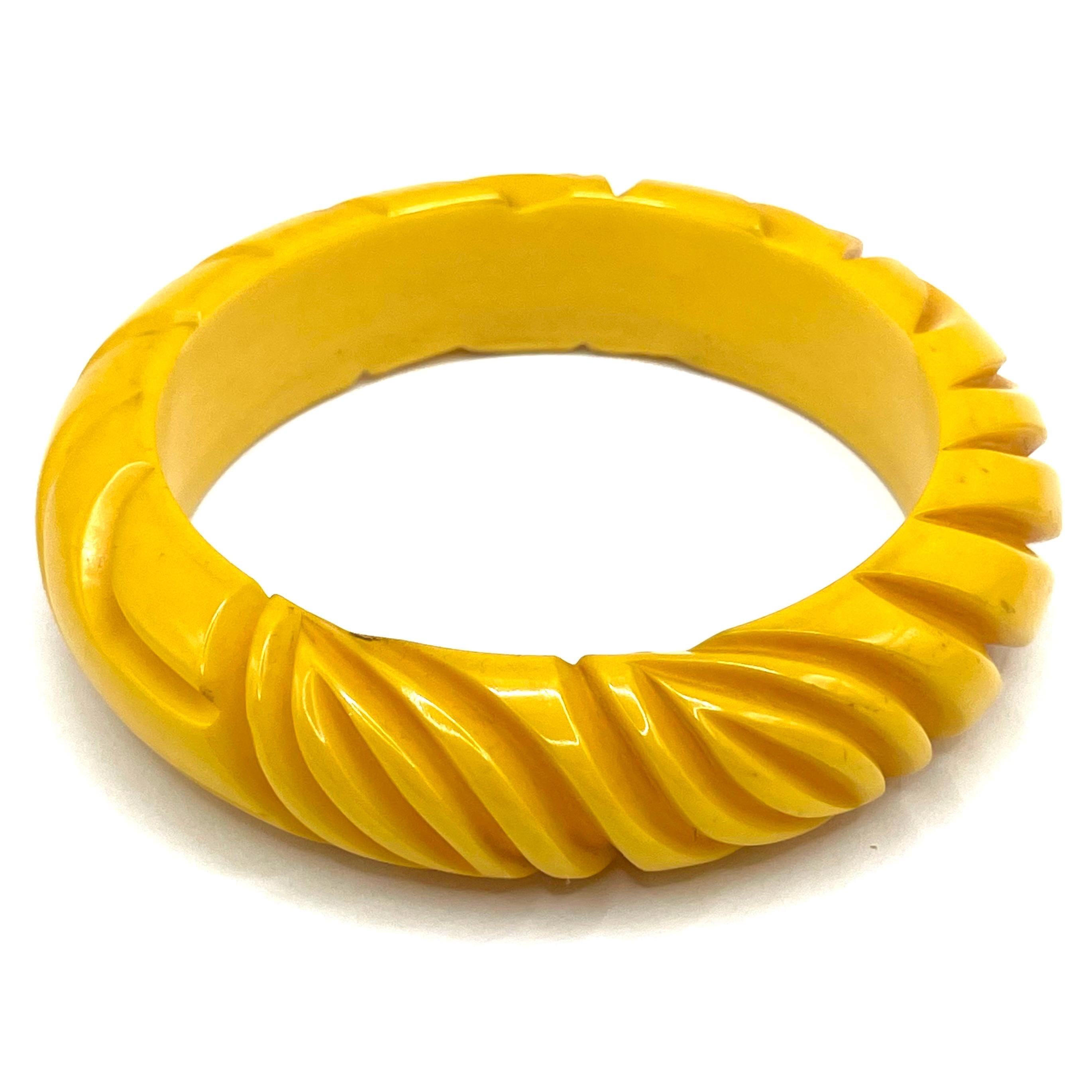 Vintage 1930s Carved Yellow Bakelite Bangle Bracelet - Etsy
