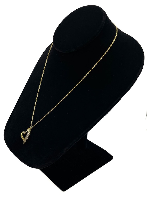 Trifari heart pendant - Gem