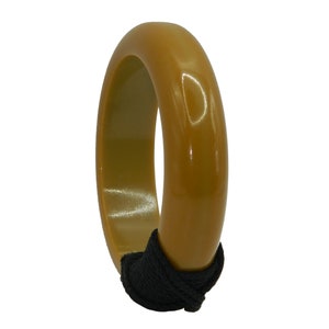 Vintage Bakelite Bangle Bracelet