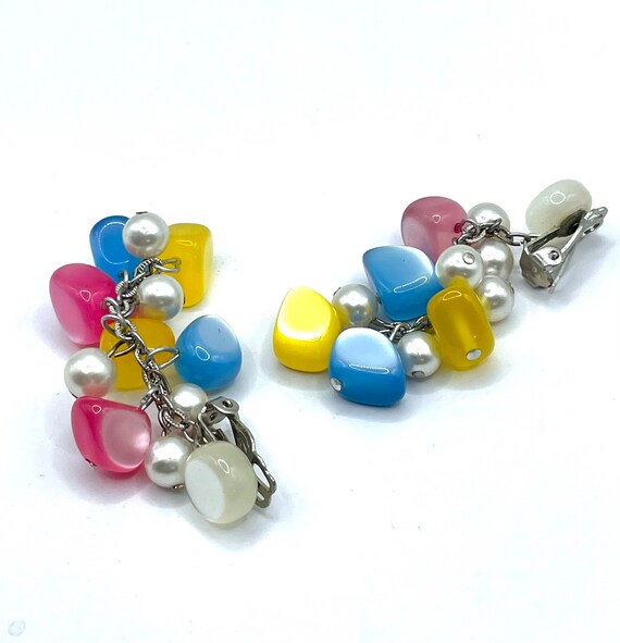 Vintage 1960s Mod Moon Glow Lucite Drop Earrings - image 2