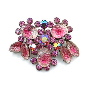 Vintage 1950s Pink Rhinestone Brooch