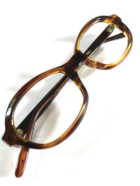 Vintage 1960s Mod Amber Eyeglass Frames Never Used - image 9