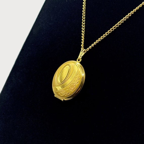 Vintage Art Deco Locket Pendant Necklace - image 1