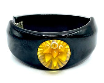 Vintage 1940s Bakelite Clamper Bangle Bracelet
