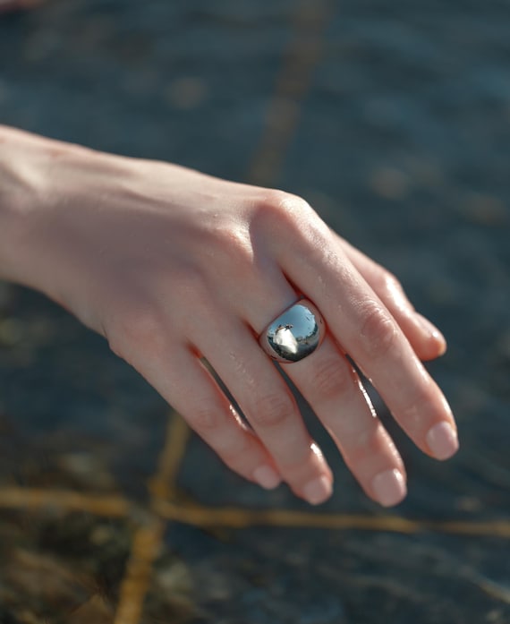 Polished Silver Bold Ring – Bold Rhodium-finished Chunky Band for 