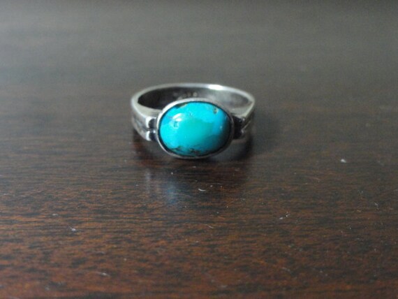 Vintage Sterling Silver Turquoise Ring - image 1