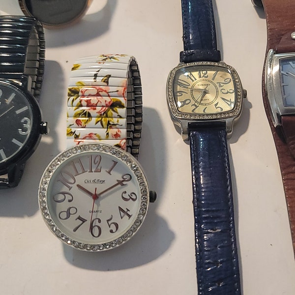 Lot of 6 LCD & Analog Women Watches Cici and Faye Embassy Fossil Estate Sale Find