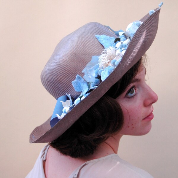 Vintage 1950s Hat - Cornflower - Fine Gray Wide-Brimmed Straw Hat with Blue and White Floral Garland