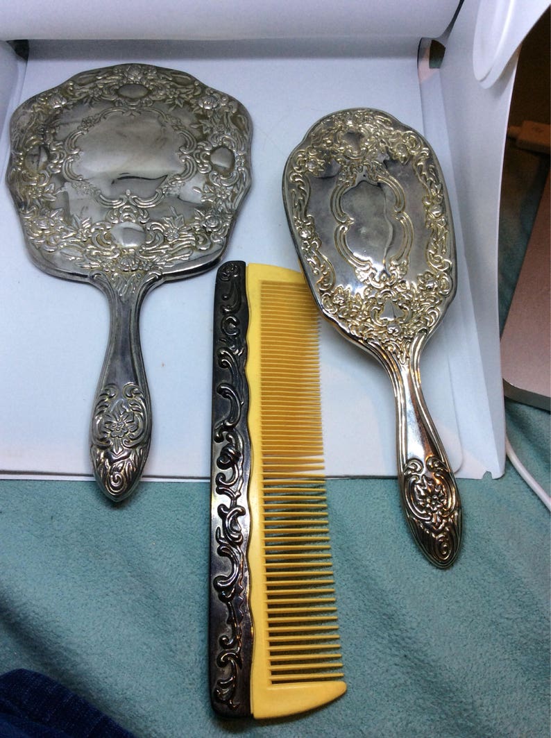 Stunning Silver Plated 3 Piece Dresser Set Fluted Design Etsy