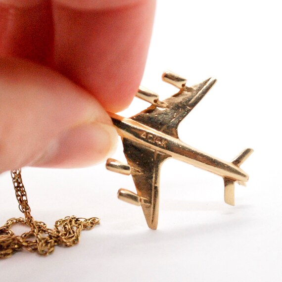 Vintage 14K Gold Airplane Pendant on Chain - Neck… - image 4