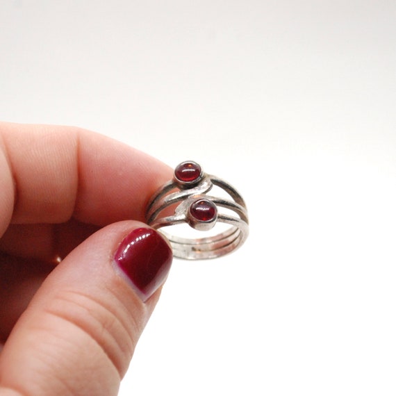 Sterling Statement Ring with Ruby Glass Cabochons… - image 6