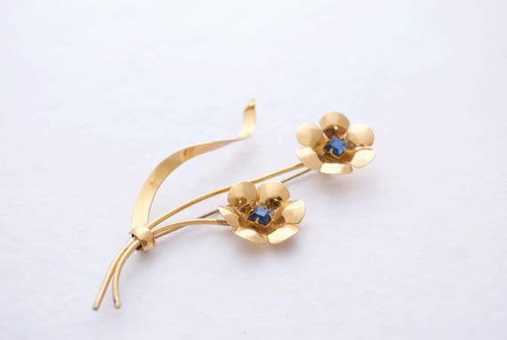 Vintage CORO Sterling Gold Tone Blue Stone Flower… - image 1