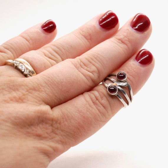 Sterling Statement Ring with Ruby Glass Cabochons… - image 5
