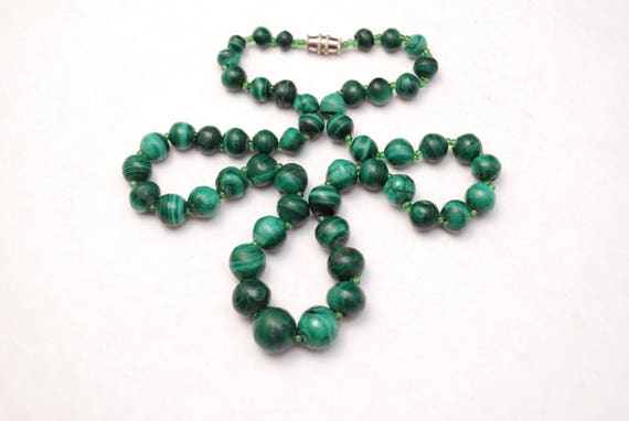 Vintage Green Malachite Beaded Necklace - Genuine… - image 3
