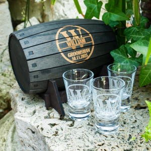 Groomsmen Wedding Invitation Gift, Shot Glasses Set Custom Engraved, Wooden Barrel Bar, Personalized Gift for Officiant, Usher, Best Man