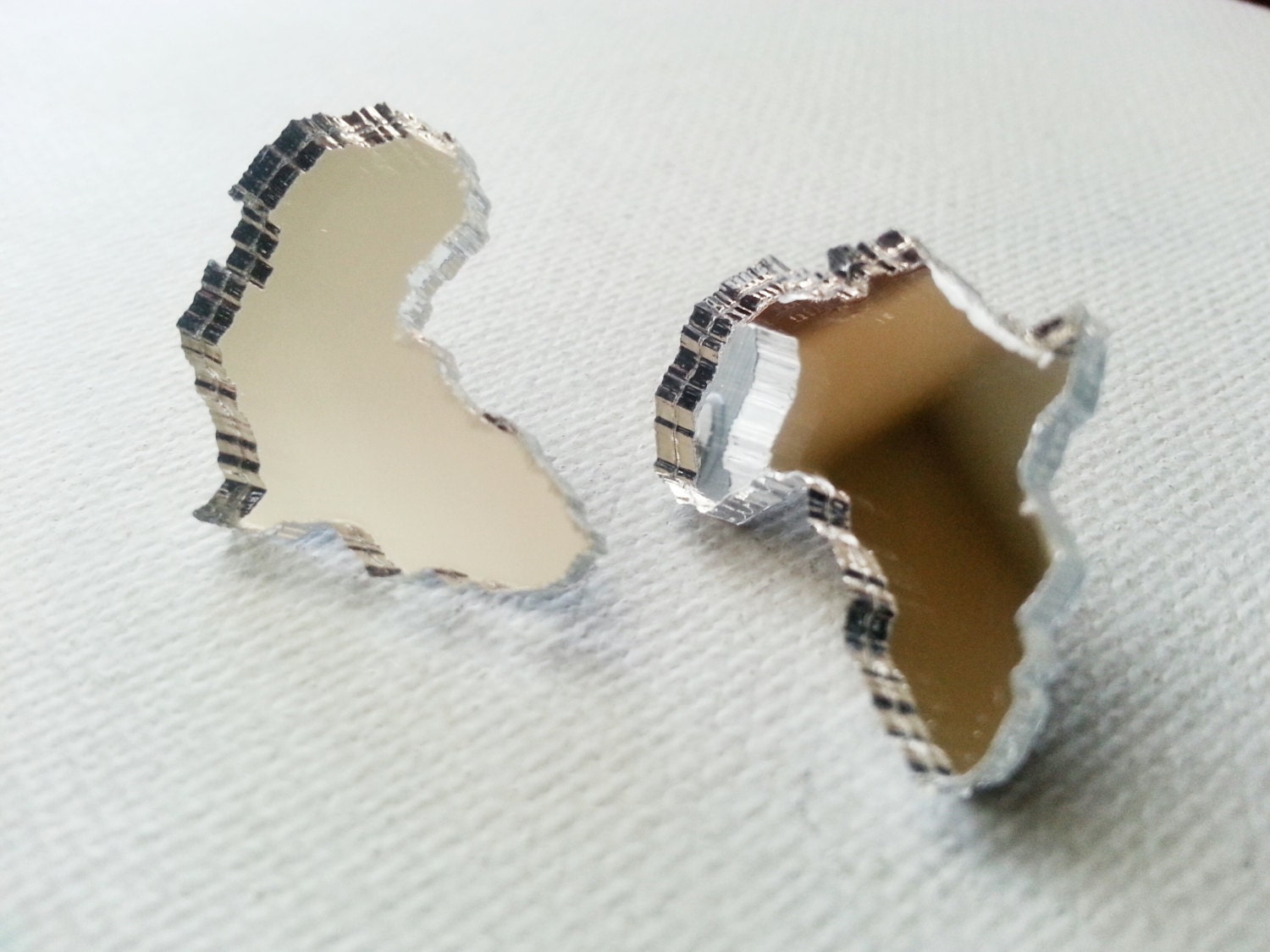 Africa Earrings - Africa Shaped Earrings - Africa Shaped Studs - Mirr…
