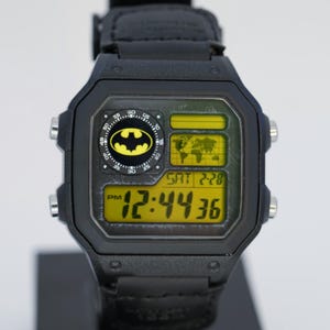 Anpassad Casio AE1200 klockmod med Batman-tema