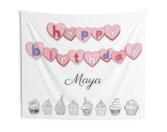 Banner de cumpleaños personalizado: temática de corazones y cupcakes