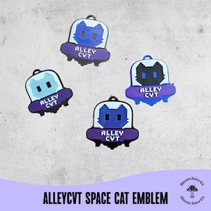 Puede incluir: Cuatro emblemas de gato espacial en varios tonos de azul, morado y negro. Cada emblema presenta un diseño de gato dentro de una estructura similar a una nave espacial con el texto "ALLEY CVT". La parte inferior de la imagen dice "ALLEYCVT SPACE CAT EMBLEM".