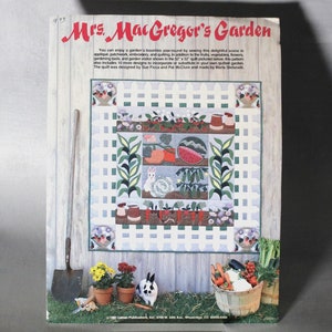 Mrs. MacGregor&#39;s Garden (Quilt Pattern) (1991)