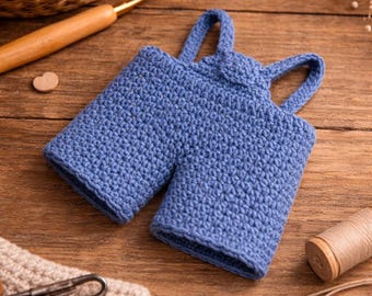 Patrón de overol de muñeca a crochet, shorts con tirantes amigurumi (patrón PDF)