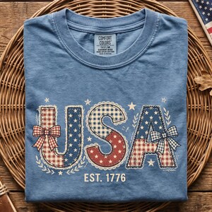 Camiseta con la bandera de EE. UU., diseño de retazos, lazo coqueto, camiseta patriótica, Comfort Colors ®