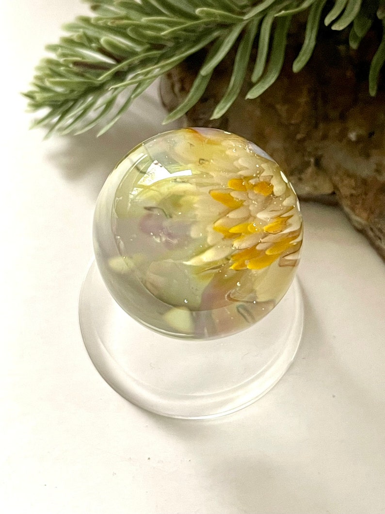 Soft glass marble in yellow white and green  by Glass Art Revealed