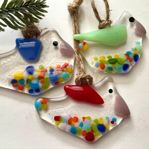 Fused glass bird trio with red, blue, green wings by Glass Art Revealed