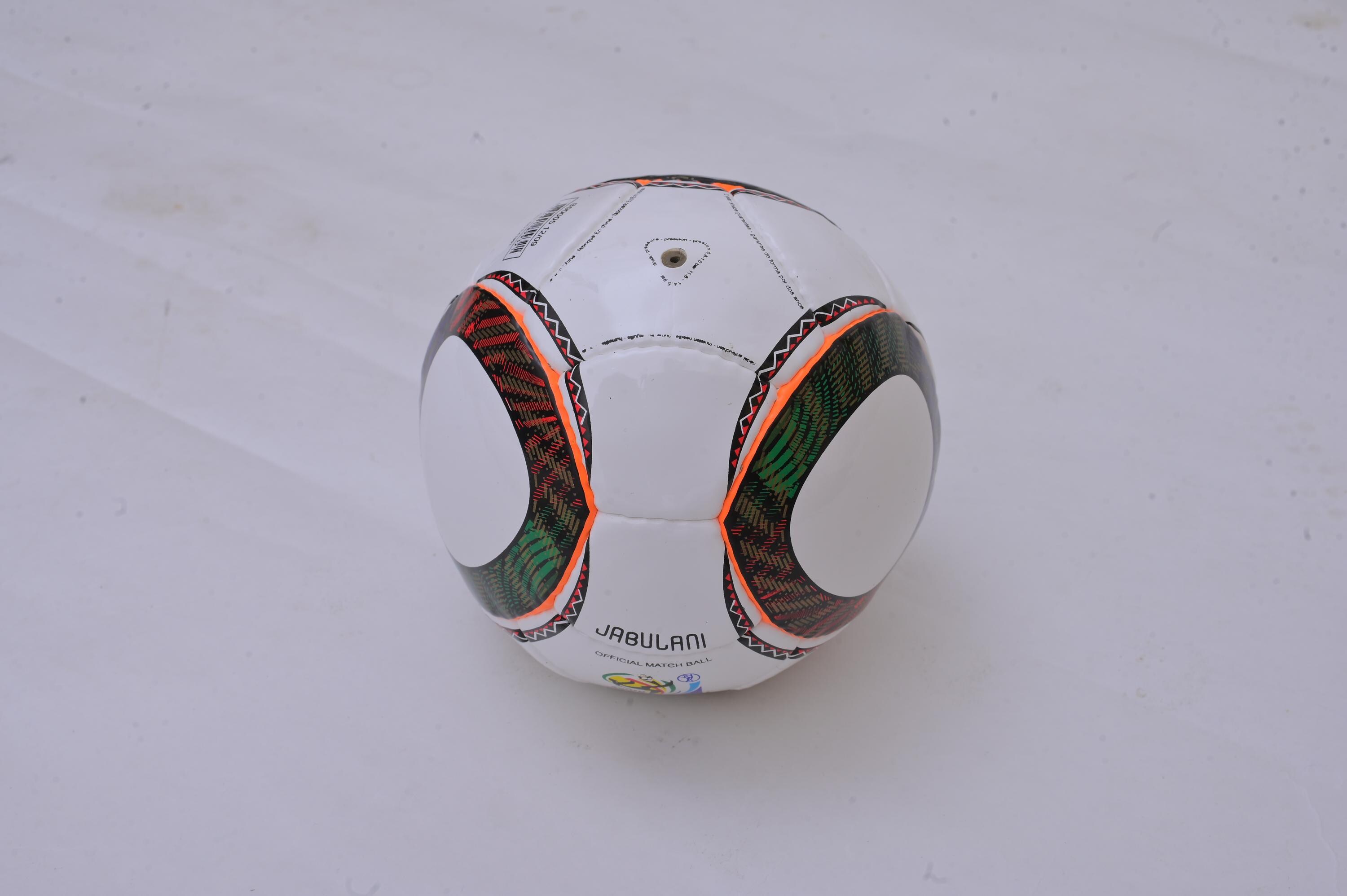 2010年ワールドカップレプリカサッカーボール：手縫いサイズ5 - Etsy 日本