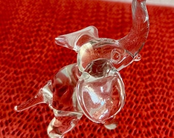 vintage clear glass elephant