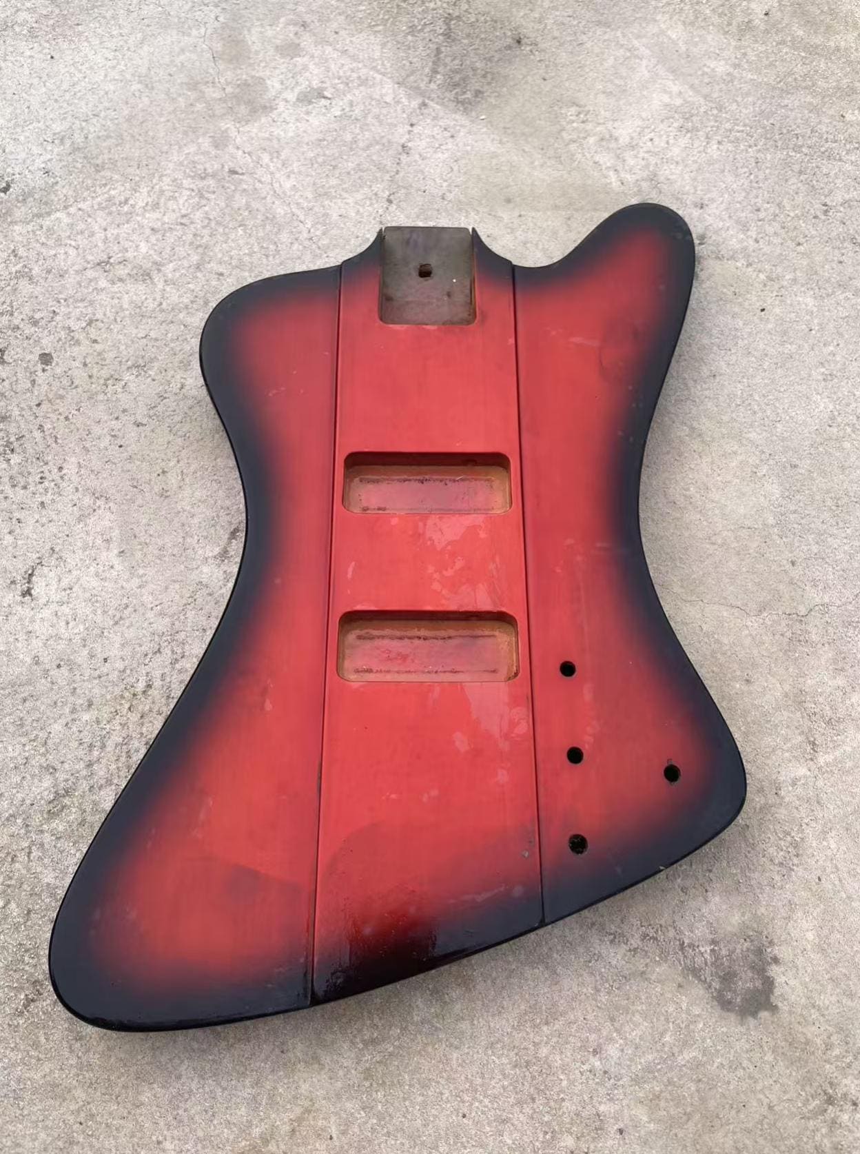 Thunderbird bass - Etsy 日本