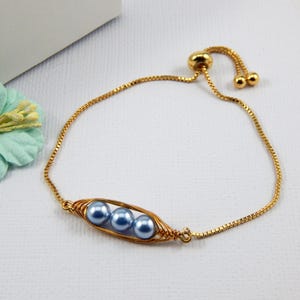 Pulsera de tres guisantes en una vaina, pulsera pequeña de guisantes en una vaina, pulsera bolo ajustable de oro, pulsera de la amistad