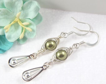 One Pea In A Pod Earrings,Peas In A Pod Silver Earrings,Peas In A Pod Dangle Earrings,Petite Peas In A Pod Earrings,1 Pea in a Pod Earrings