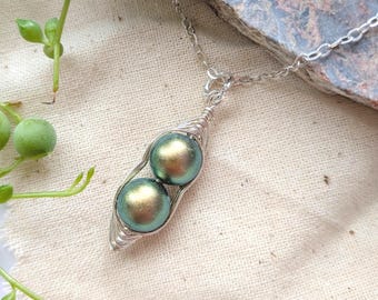 Two Green Peas in a Pod Fitted Necklace,2 Peas in a Pod Necklace,Two Peas in a a Pod Necklace, Pea Pod Jewellery